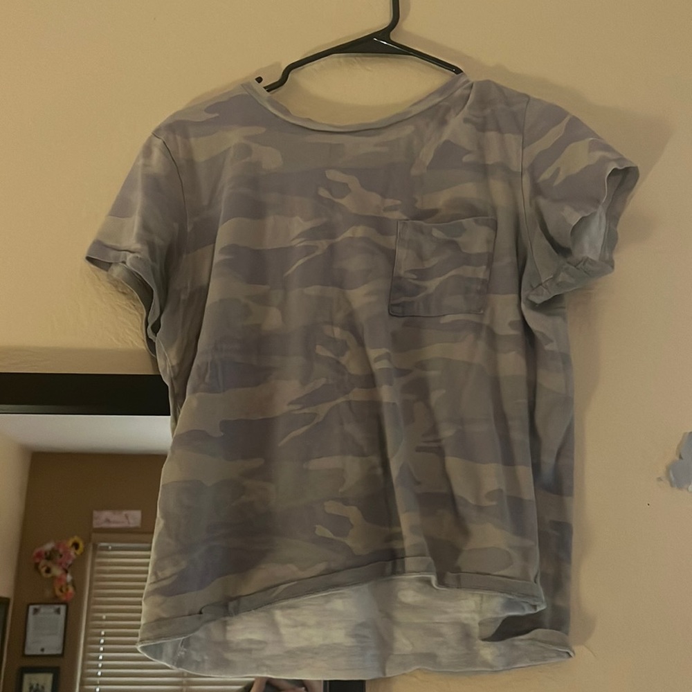 Camo tee